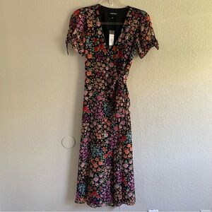 Yumi KimBella Maternity Friendly Wrap Midi Dress in Kingston Garden size XS